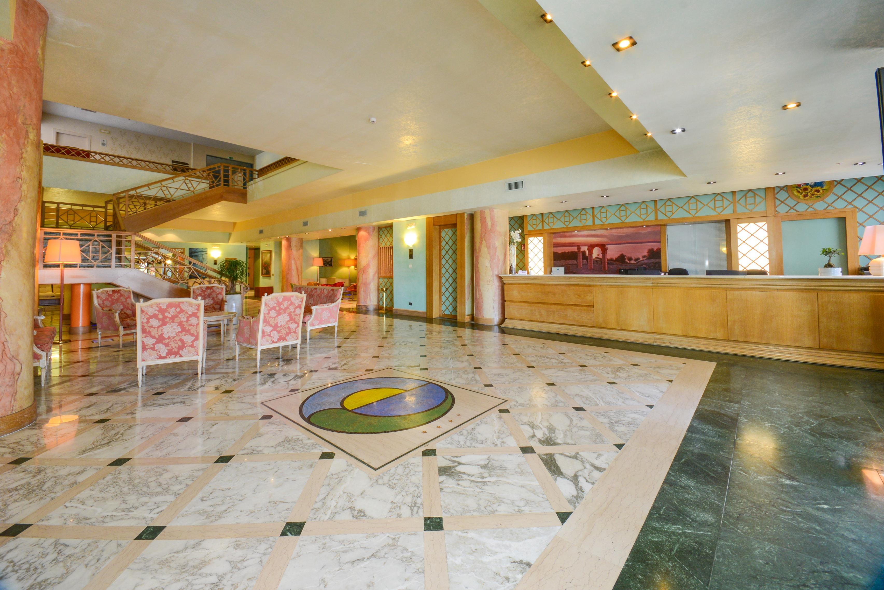 Hotel Oliveto Desenzano del Garda Luaran gambar