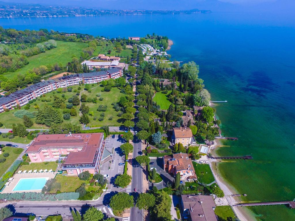 Hotel Oliveto Desenzano del Garda Luaran gambar