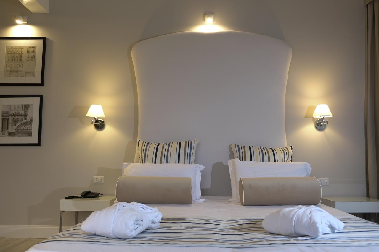 Hotel Oliveto Desenzano del Garda Luaran gambar